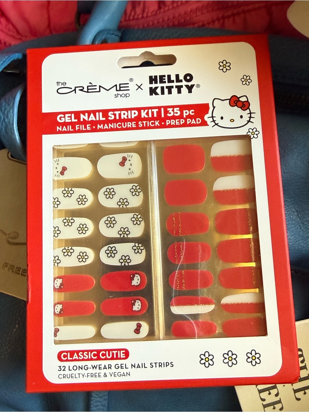 The Creme Shop x Hello Kitty Gel Nail Strip Kit 35pc